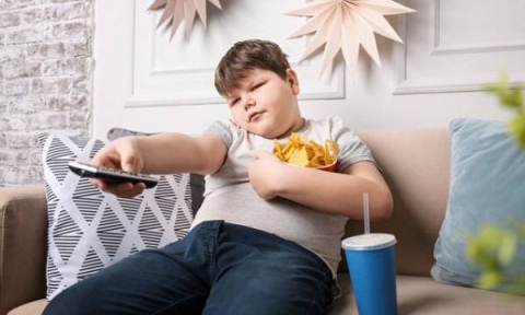 حفظ وزن سالم و پایش رشد دو عامل پیشگیری کننده از دیابت در کودکان چاق